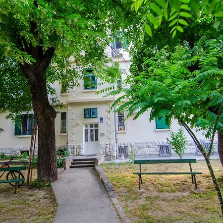 Old Town Center Guest house