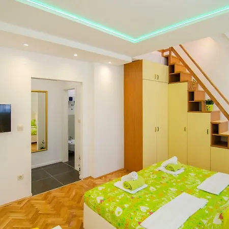 Old Town Center Gasthuis 4*