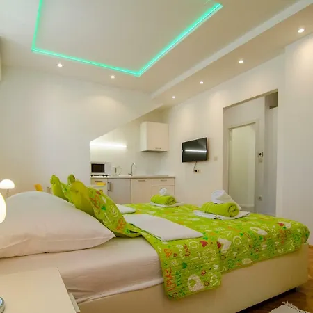 Old Town Center Split