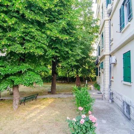 Guest house Old Town Center Split