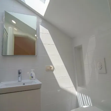 Old Town Center Σπλιτ