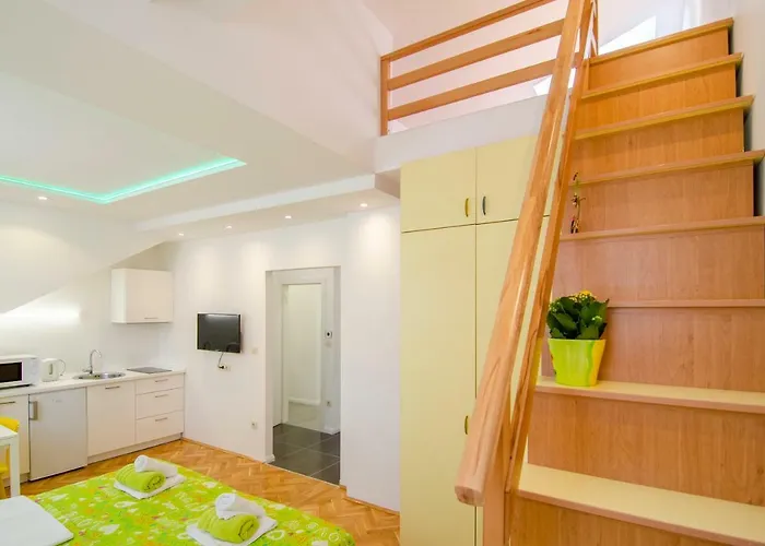 Old Town Center Split